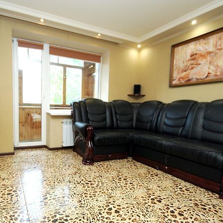 Pechersk Apartment In Kiev Center Chambre photo