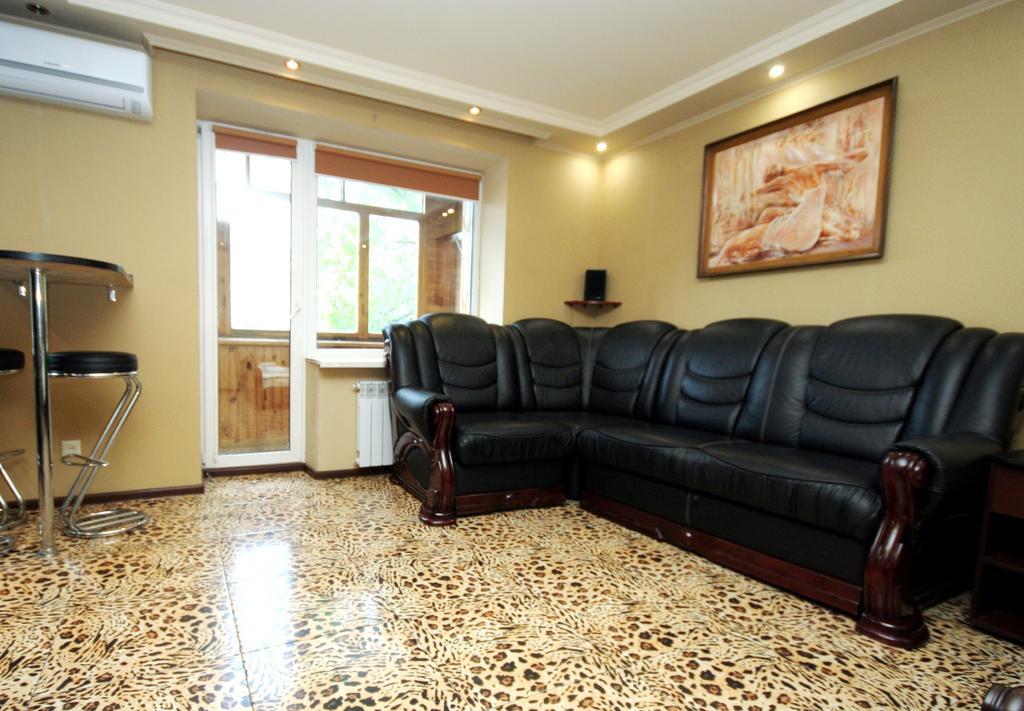 Pechersk Apartment In Kiev Center Chambre photo